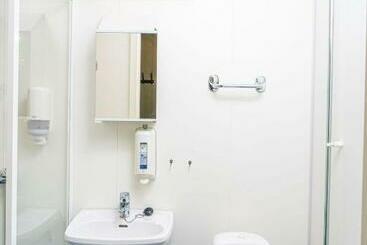 Easy Home Apartments