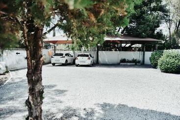 Пансион Amaziah Guesthouse