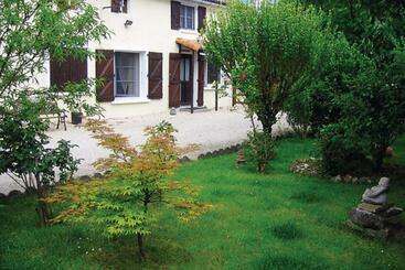 Bed and Breakfast Le Jardin De Rose 24 Feuillebert Romagne 86700