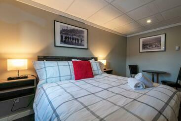 The Cache Hotel And Lodgings