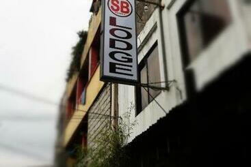 Reddoorz At S B Lodge Taguig