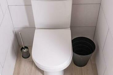 پانسیون 1 Bed House At Velvet Serviced Accommodation Swansea With Free Parking & Wifi   Sa1