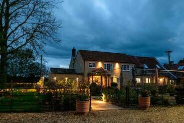 مبيت وإفطار The Three Horseshoes