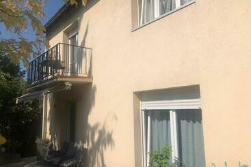 پانسیون Haus Mit Herz Und Garten