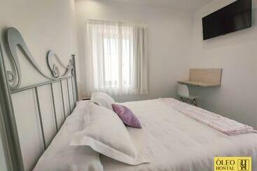 پانسیون Hostal óleo Auto Check In