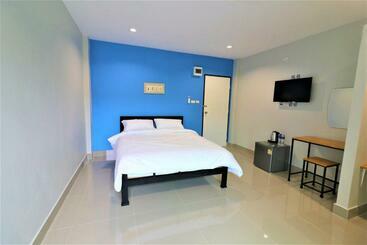 هتل Na Phupha Apartment