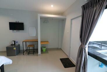 هتل Na Phupha Apartment