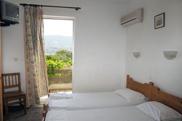 هتل Kaikas Studios & Apartments