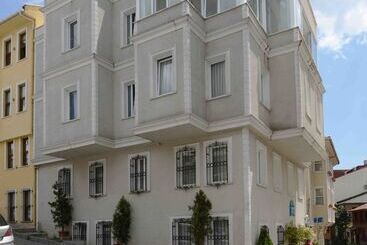 Hotel Sultanahmet Cesme
