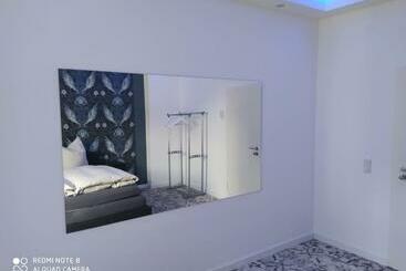 پانسیون Little Suite