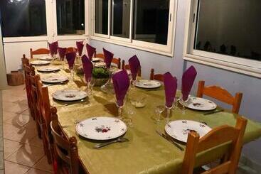 پانسیون Gite Etape Chez Paule Et Jo