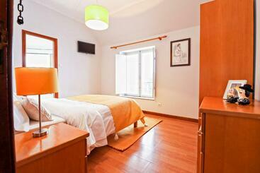 پانسیون Dolce Vianna   City Centre Rooms