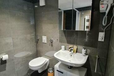 Check Inn Hotels   Essen