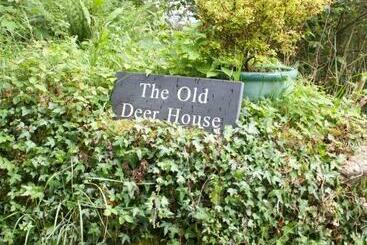 مبيت وإفطار The Old Deer House