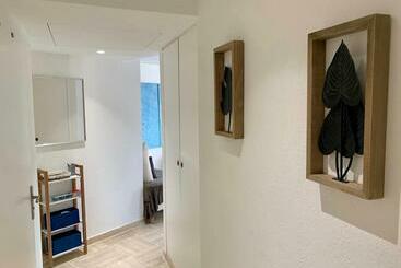 هتل Studio Moderne  Port De Mandelieu  Proche Mer