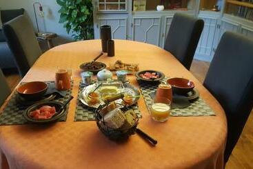 تختخواب و صبحانه Margouillat Chambre D Hôte