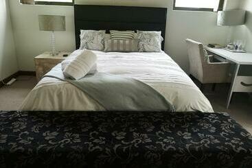 پانسیون Bristow Luxury Suites With Back Up Power And Free Wi Fi
