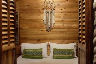 پانسیون Palayan Paradise Huts
