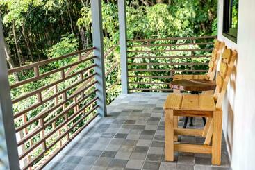 استراحتگاه Hanoii House