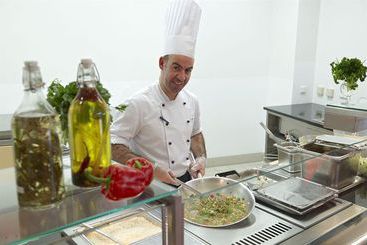 هتل campus.guest