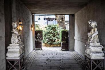 هتل Villa Provence