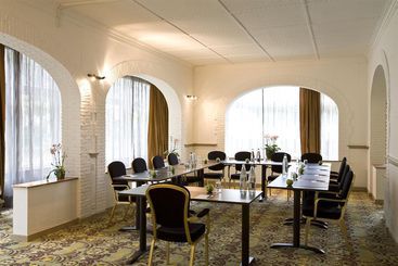 Sandton Hotel De Roskam