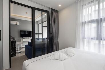 아파트호텔 Palmyrah Surin Beach Residence
