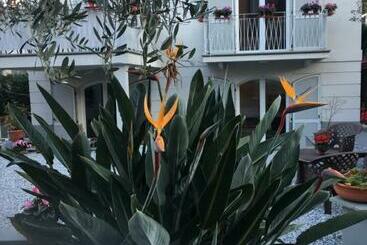 پانسیون Guesthouse Villa Jung