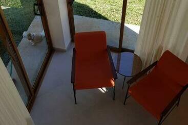 پانسیون Robinson Cottage Monte Verde Mg