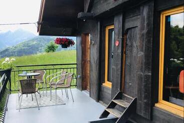 ベッドアンドブレックファースト Le Petit Chalet Leard