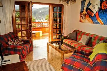 تختخواب و صبحانه Villa Santini