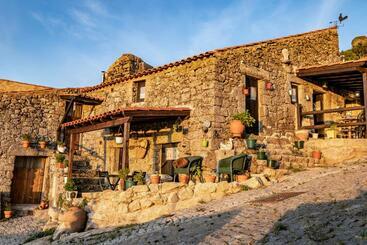 پانسیون Old House
