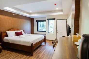 استراحتگاه Namtok Sarika Resotel