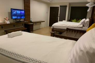 استراحتگاه Namtok Sarika Resotel