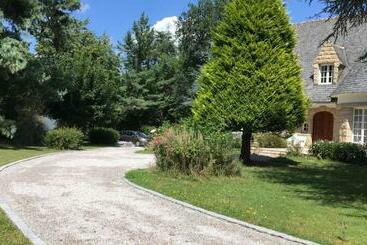 住宿加早餐  Crown Roads