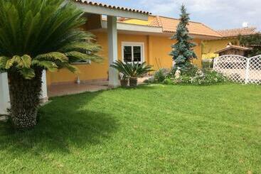 تختخواب و صبحانه Relais Le Folaghe