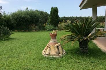 تختخواب و صبحانه Relais Le Folaghe