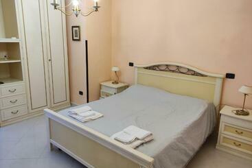تختخواب و صبحانه Kirillos In Cilento