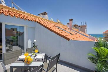 Sur Suites La Dorada