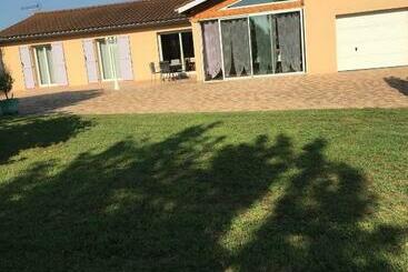تختخواب و صبحانه Chambres D Hôtes Chez Coco