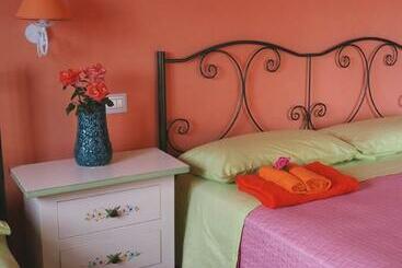 تختخواب و صبحانه Rubilia Rooms Pompei