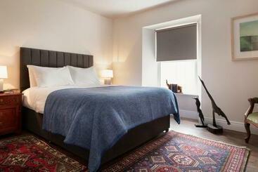 تختخواب و صبحانه Bridge Street Townhouse