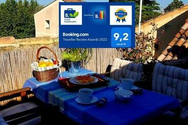 شقة فندقية Gîte Urbain Les Jardins De La Meyne