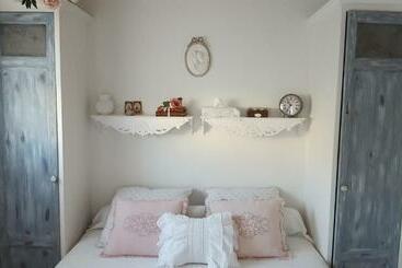 تختخواب و صبحانه Chambre D Hôtes L Ipomée