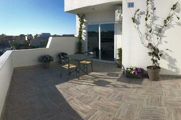 پانسیون Belvedere Airport Suites