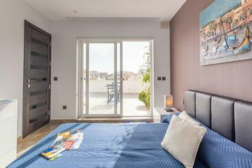 پانسیون Belvedere Airport Suites