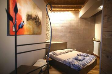 پانسیون Epicuro Guest House