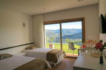 تختخواب و صبحانه Casa Miradouro