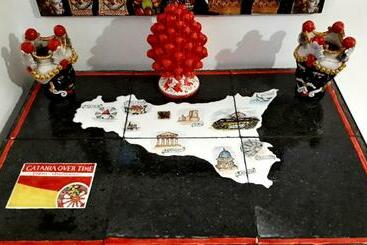 پانسیون Catania Over Time   Tourist Rooms