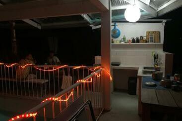 Hostel Lions